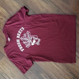 Old Navy t-shirt - small